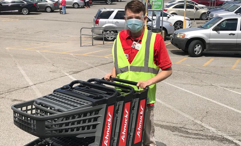 Supermarket employee in Illinois saves baby in runaway shopping cart