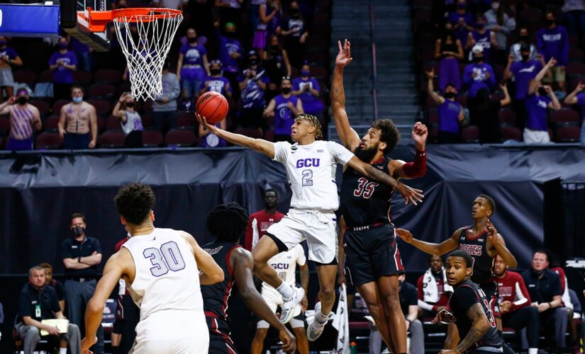 Grand Canyon beats New Mexico State, earns 1st NCAA bid