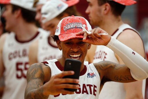 Colgate wins 13th straight, heads to NCAA Tournament