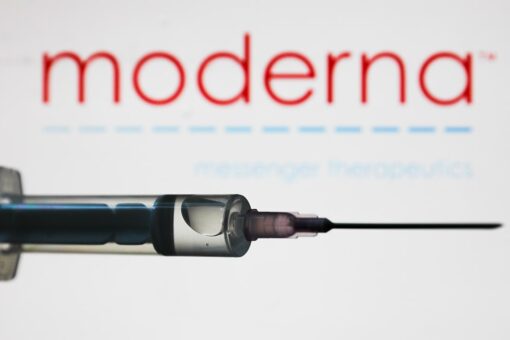 Moderna’s new COVID-19 vaccine variant booster shots tested in humans