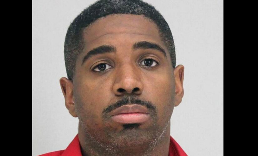 Dallas police officer charged with arranging 2 killings