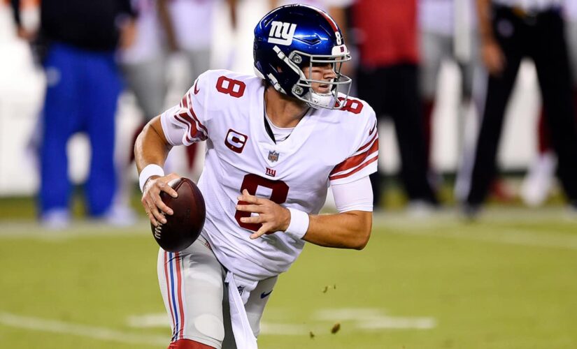 Giants co-owner John Mara admits impatience with team, addresses free-agent spending