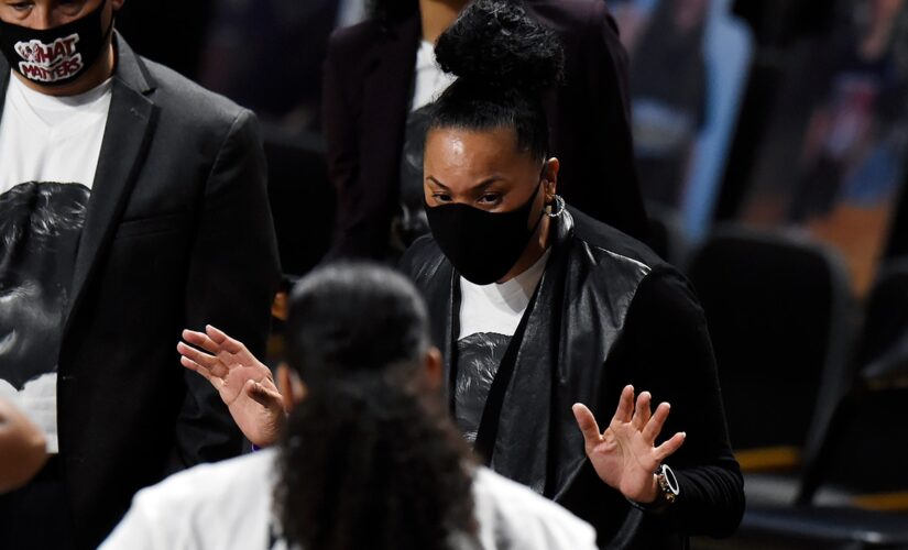 Staley helps sister battle leukemia, seeks more Black donors