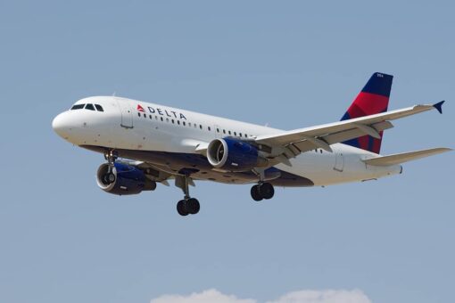 Delta to stop blocking middle seats in May, brings back snacks