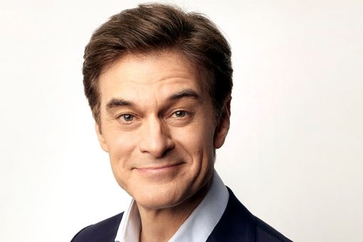 Dr. Mehmet Oz saves a person’s life at airport, performs CPR