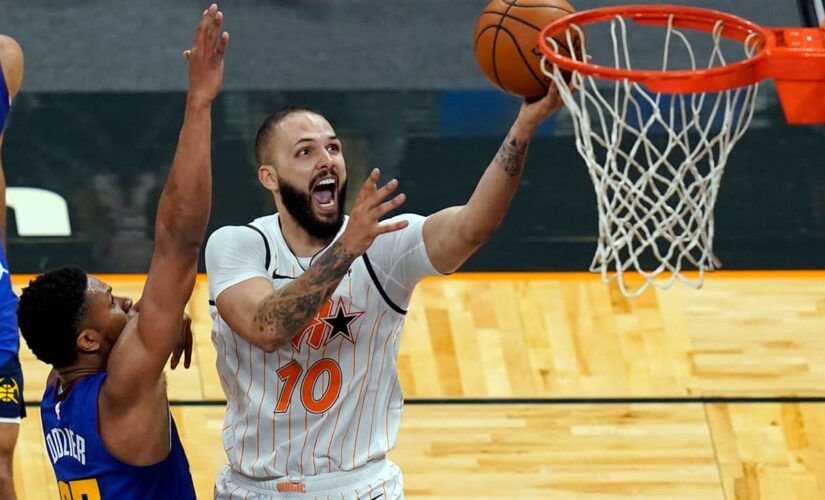 Evan Fournier hits winner, Magic beat Suns 112-111