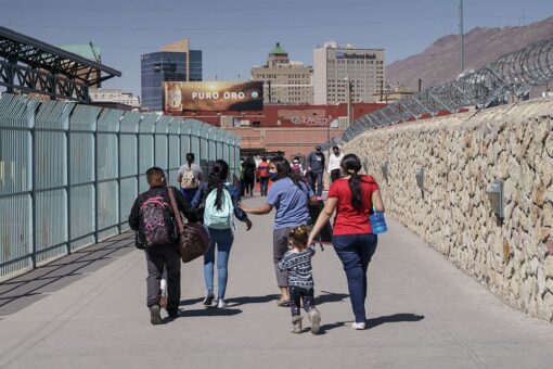Lawmakers at border urge empathy for migrants: ‘These are not invaders’