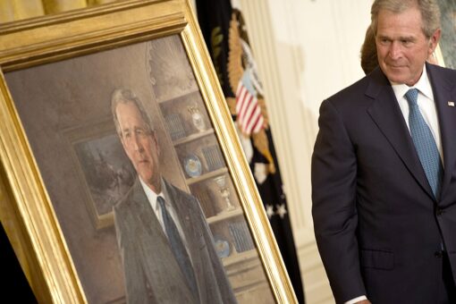 White House returns Bush, Clinton portraits to prominent display after Trump admin hid them away: Report