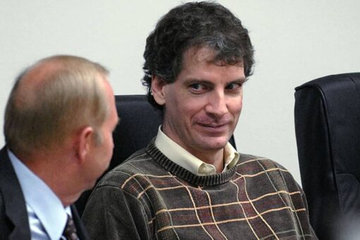 Serial killer on federal death row dies at Indiana hospital