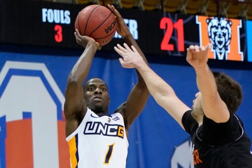 UNCG wins SoCon, gets NCAA berth after 69-61 win over Mercer