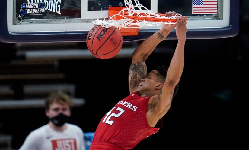 Rutgers beats Clemson for first NCAA Men’s Basketball Tournament victory in 38 years