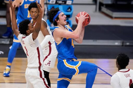 UCLA edges Alabama in thrilling Sweet 16 matchup, back in Elite Eight for first time since 2008