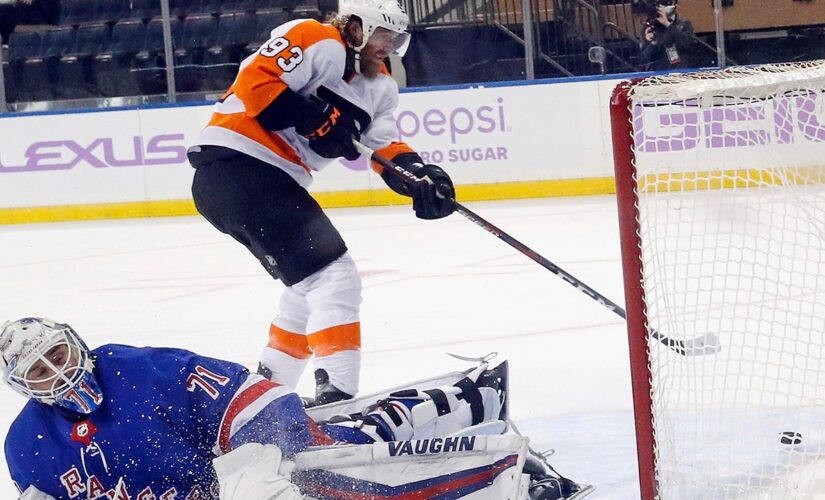 Voracek scores in OT to give Flyers 5-4 win over Rangers