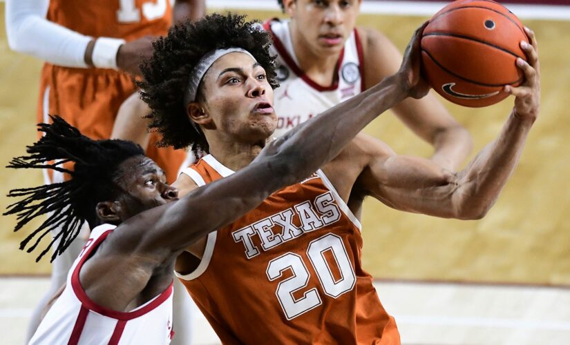 Sims leads No. 15 Texas past No. 16 Oklahoma 69-65