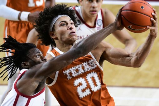 Sims leads No. 15 Texas past No. 16 Oklahoma 69-65