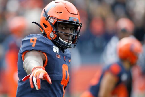 NFL Draft prospect Josh Imatorbhebhe impresses with incredible vertical jump at Illinois Pro Day