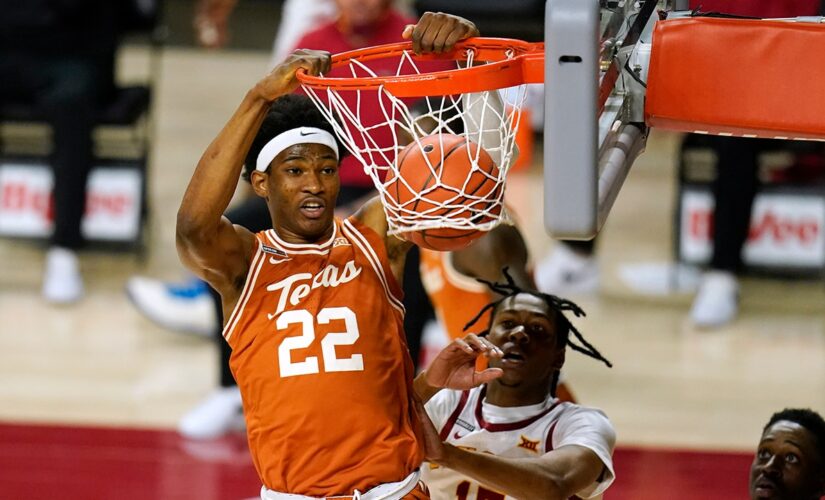 Reserve Kai Jones’ 17 points lead No. 15 Texas past Cyclones