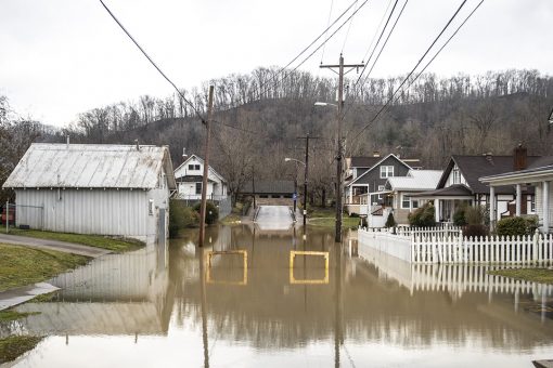 Kentucky residents under state of emergency amid extreme flooding will see more rain