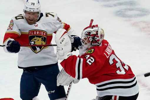 Lankinen, Blackhawks beat Panthers 3-0 for 2nd straight win