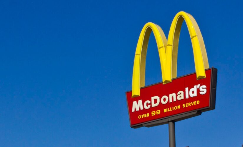 McDonald’s restaurants in Texas and Mississippi to keep dining rooms closed, require masks