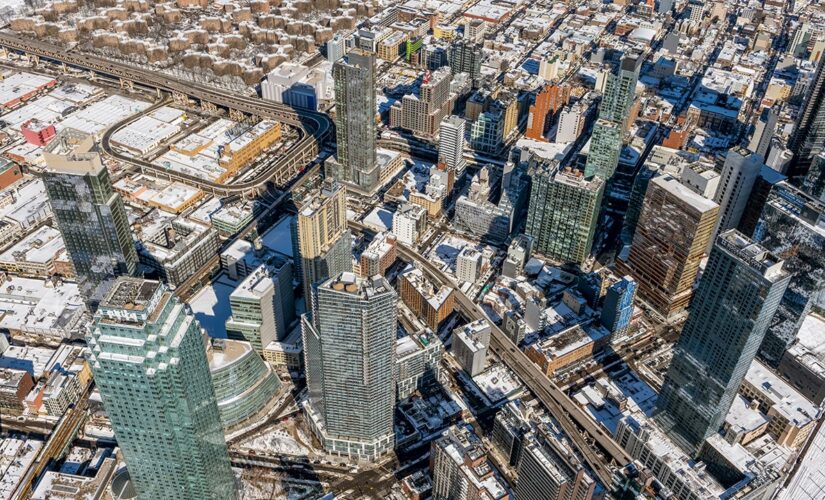 Luxury real estate contracts in Manhattan surpassing pre-pandemic levels