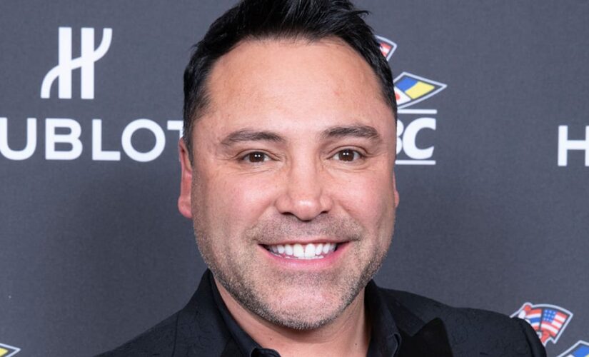 Oscar de la Hoya, 48, plans July comeback bout, hopes to fight Floyd Mayweather afterward: reports