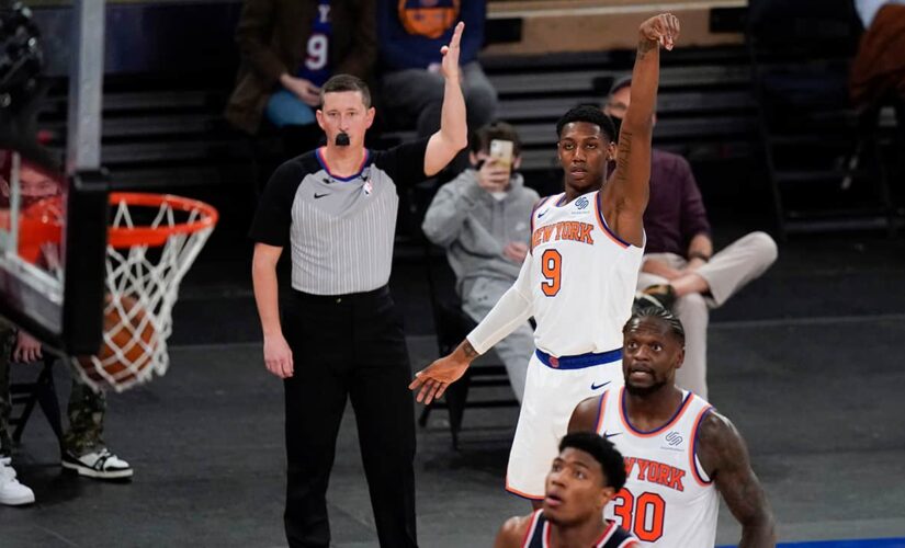 Knicks storm back, complete sweep of Wizards 106-102