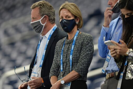 Female owners encourage young women to pursue football path