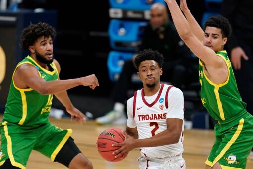 USC shuts down Oregon 82-68 to end 20-year Elite Eight wait