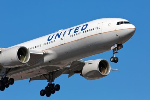 United and American Airlines offering COVID-19 vaccine for Chicago O’Hare employees