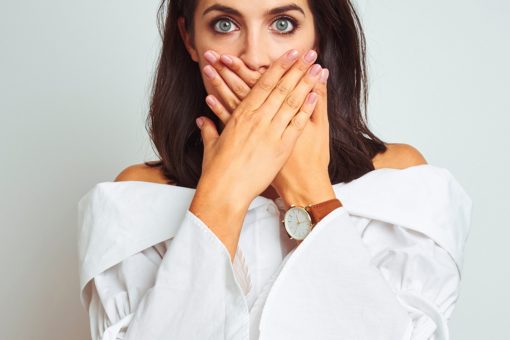 Woman claims she invited boyfriend’s mom to house, forgot to hide embarrassing item on coffee table