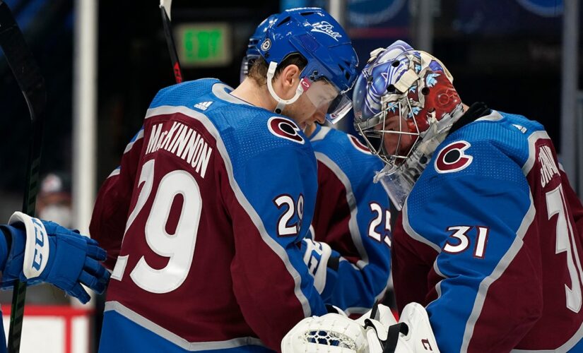 Avalanche score last 6 goals in 8-4 win over Ducks