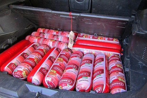 US agents seize 277 pounds of banned bologna at Mexico border