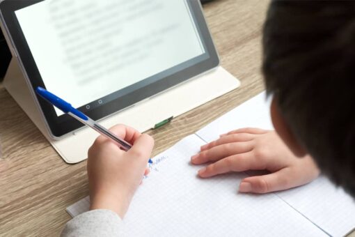 California state lawmaker proposes program to help parents with out-of-pocket remote learning costs
