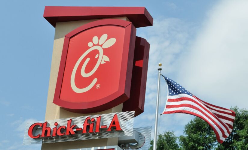 Armed bystander prevents Chick-fil-A robber from fleeing the scene of the crime