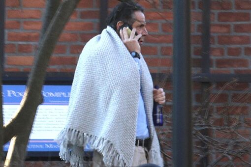 Andrew Cuomo blanket photo sparks Twitter frenzy, comparison to ‘Peanuts’ character Linus
