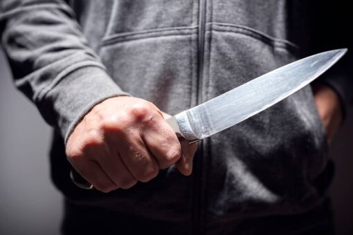 Washington state sheriff’s deputy stabbed in neck, shoots suspect: report