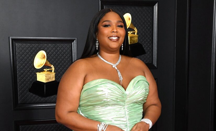 Grammy presenter Lizzo accidentally curses during show: ‘I’m so sorry!’