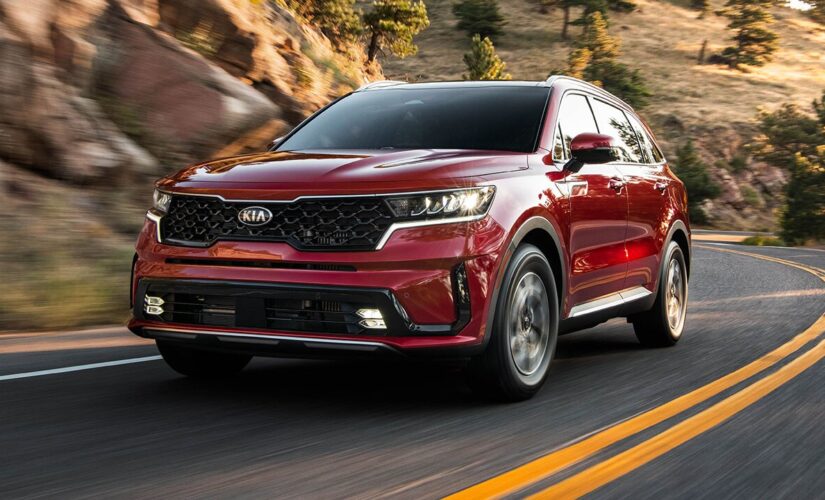 Test drive: The 2021 Kia Sorento Hybrid beats Toyota Higlander at this