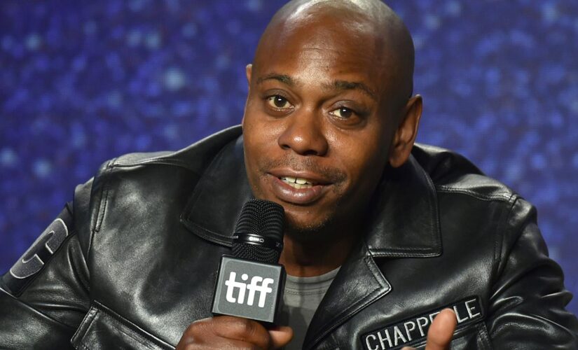 Dave Chappelle says ‘dirty notes’ left for Trump staffers came from celebs, not Obama aides: ‘I saw them’