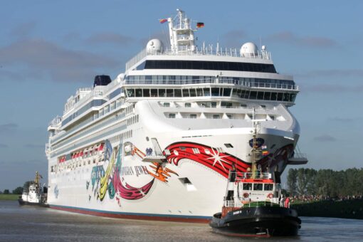 Norwegian Cruise Line to require COVID-19 vaccine for crew, passengers