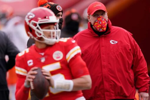 Andy Reid on Patrick Mahomes’ rehab following toe surgery: ‘He’s worked his tail off’