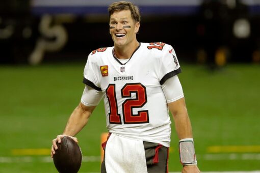 Tom Brady trolls Patrick Mahomes after Royals’ Salvador Perez is pictured wearing No.12 Bucs jersey