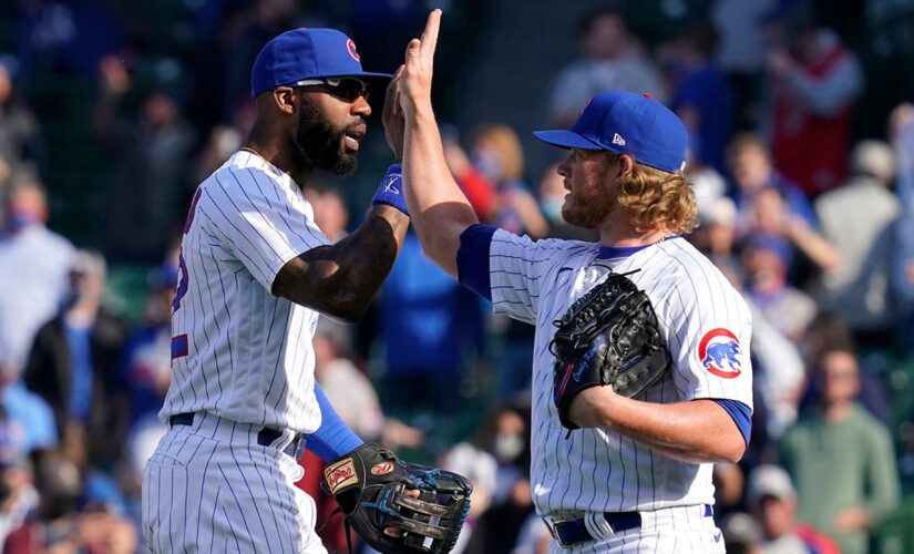 Cubs break out of slump, slip by reeling Pirates 4-2