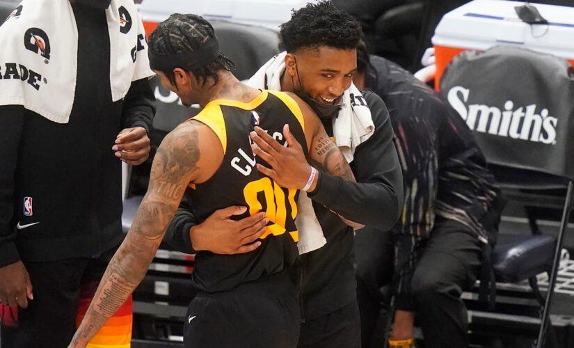 Jazz set record for 3s in half, beat Magic 137-91