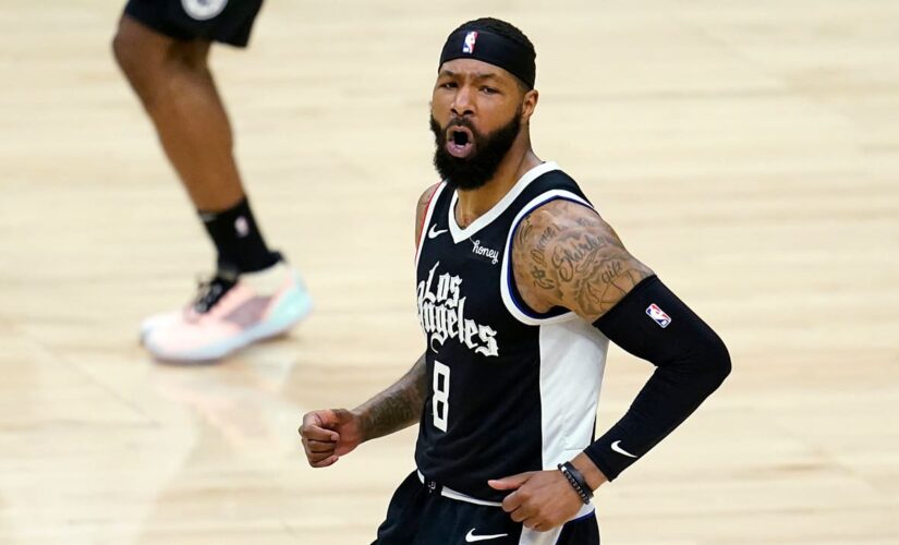 Clippers rout short-handed Lakers 104-86, end 2-game skid