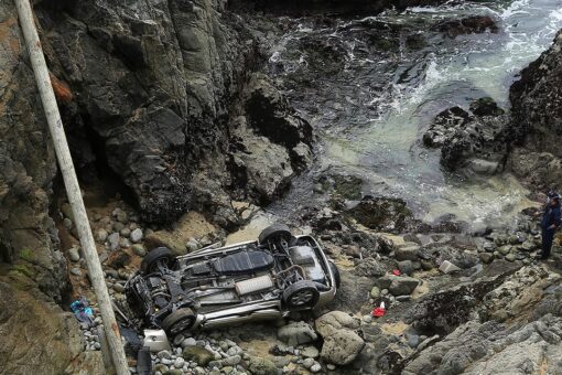 California investigators weigh whether mother and daughter fatal 100-foot cliff plummet was intentional