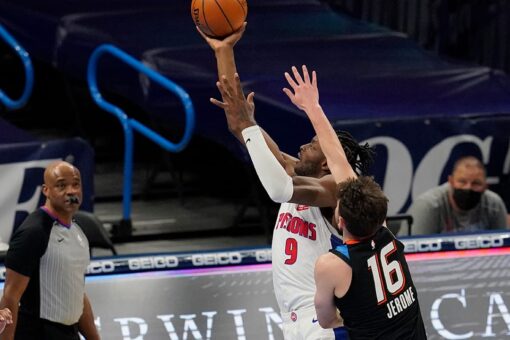 Grant scores 21 vs. former team as Pistons dominate Thunder