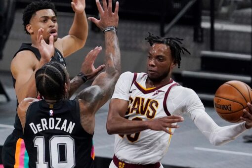 Garland shines as Cavaliers beat Spurs, end 5-game skid