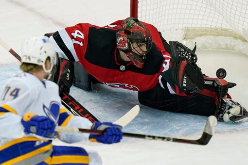 Sabres top Devils 5-3, break 10-game winless streak on road